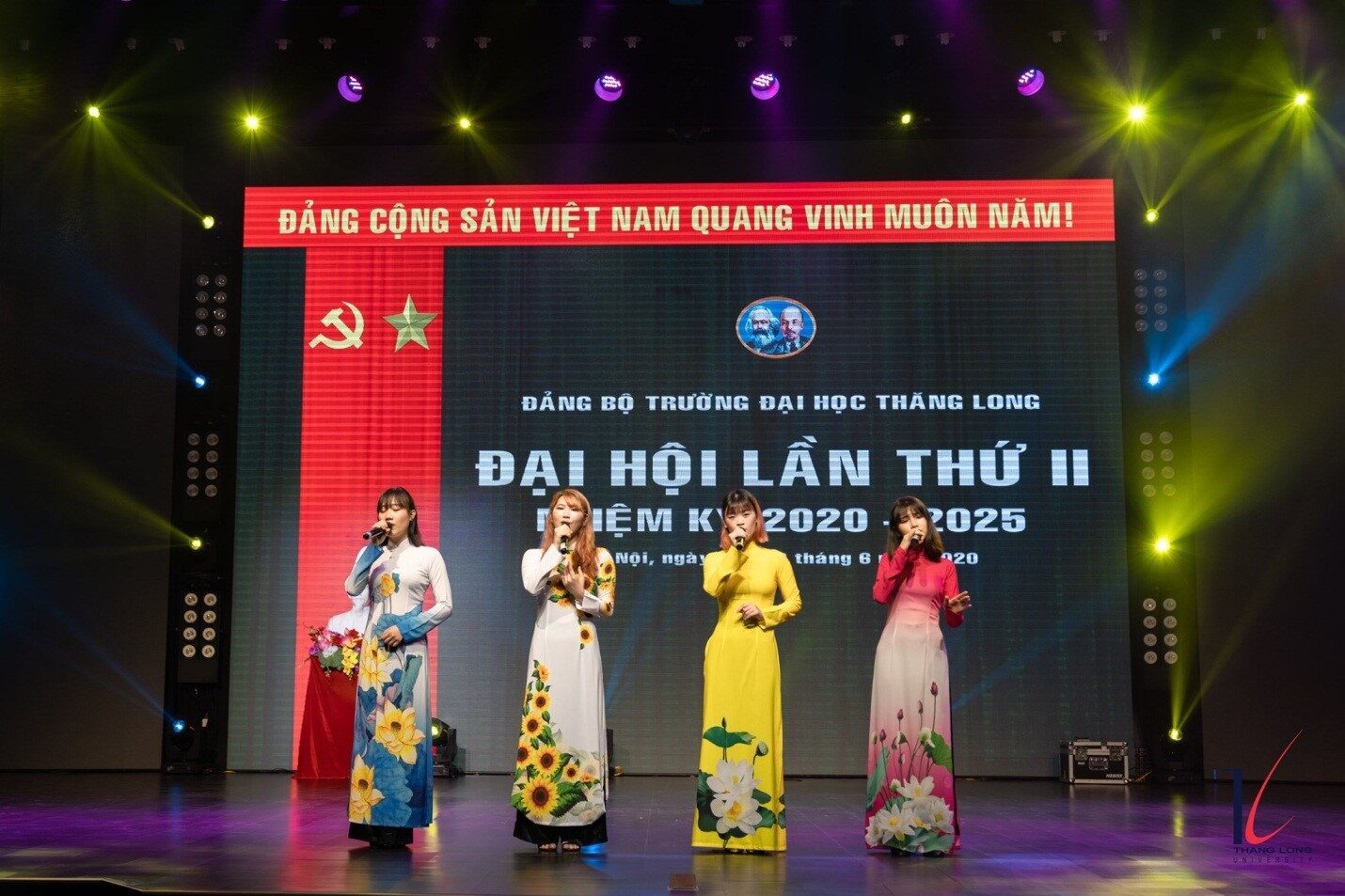 Tổ chức thành công Đại hội Đảng bộ trường Đại học Thăng Long lần thứ II, nhiệm kỳ 2020 – 2025